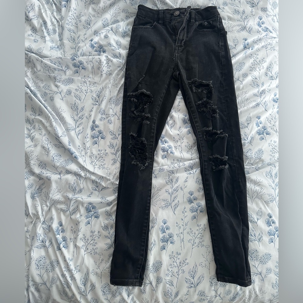 American Eagle ripped jeans